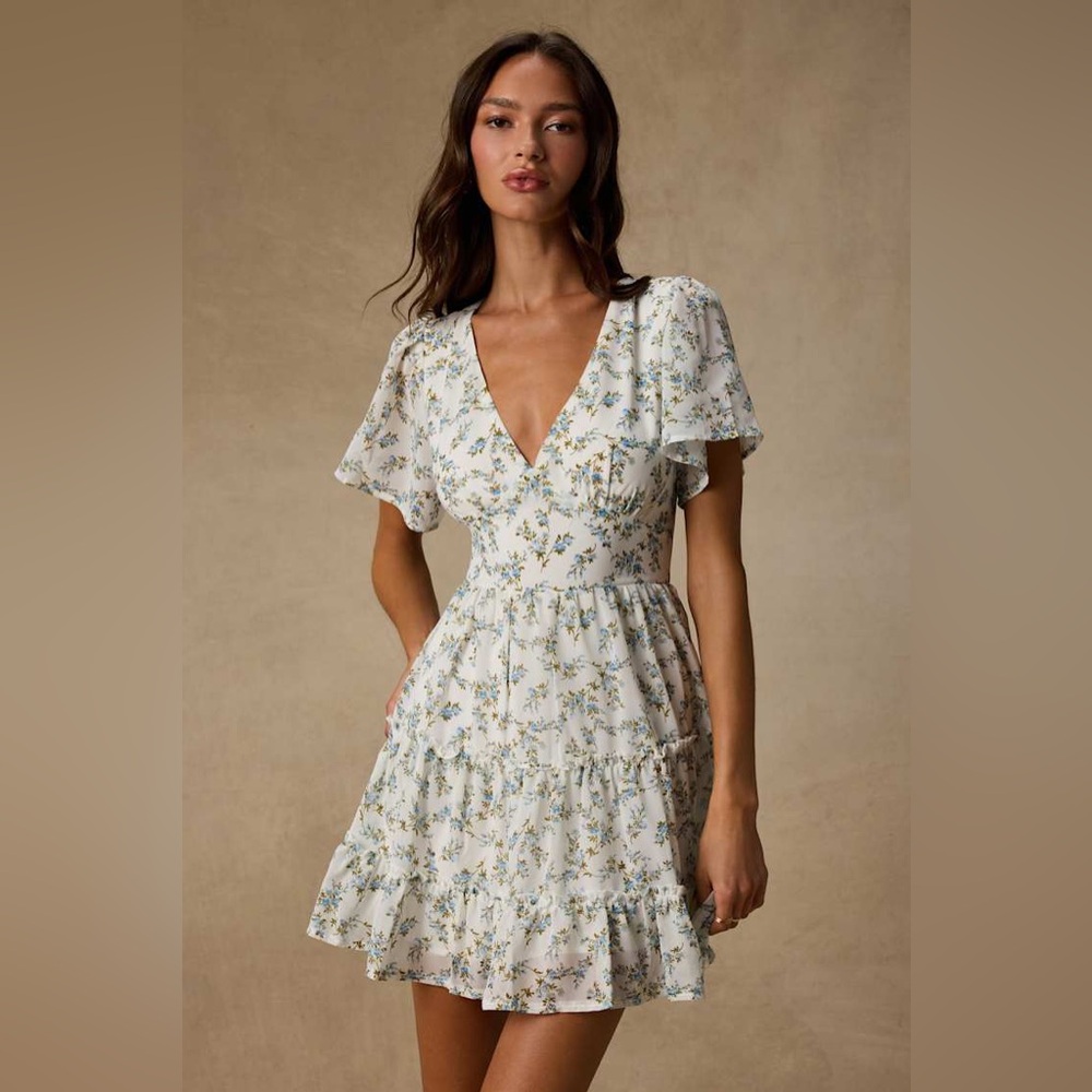 Lulus Chiffon White Floral Print Tiered Short Sleeve Mini Dress Size Small